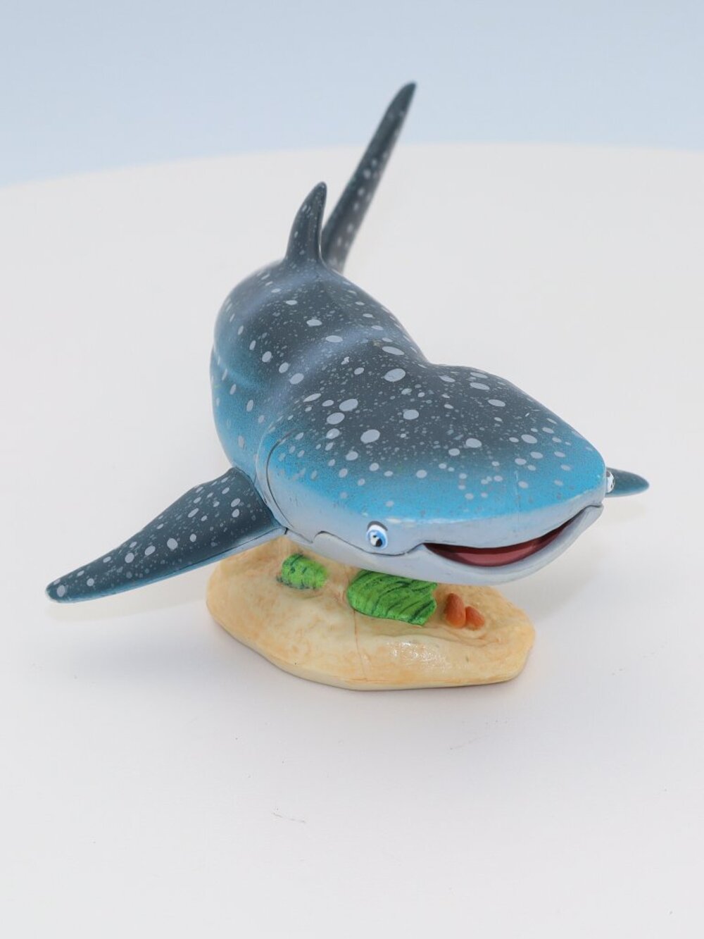 Disney Pixar Destiny the whale shark from Finding Dory - Picture 2 of 11